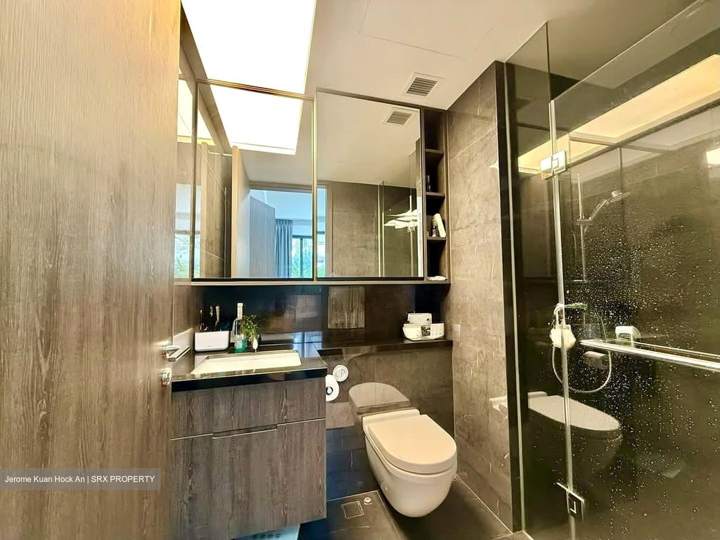 The M (D7), Apartment #548852501
